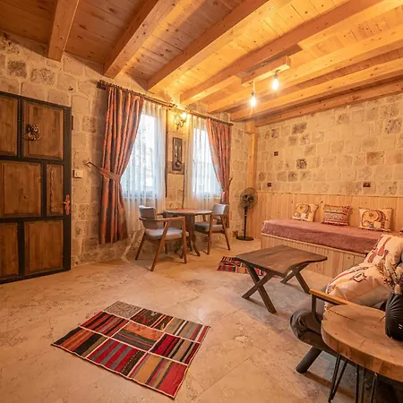 Cappalace Stone House Villa Ürgüp