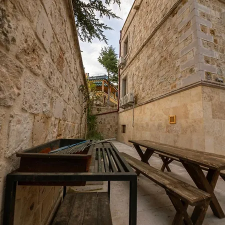 Cappalace Stone House *