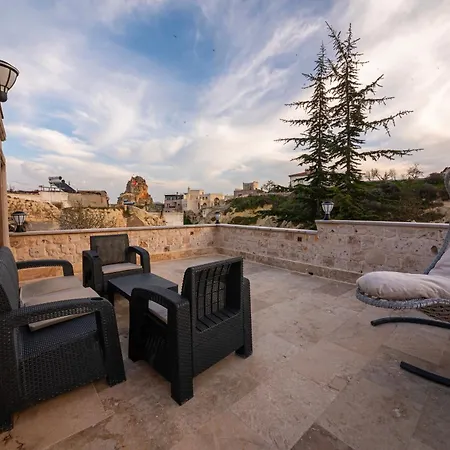 Cappalace Stone House *